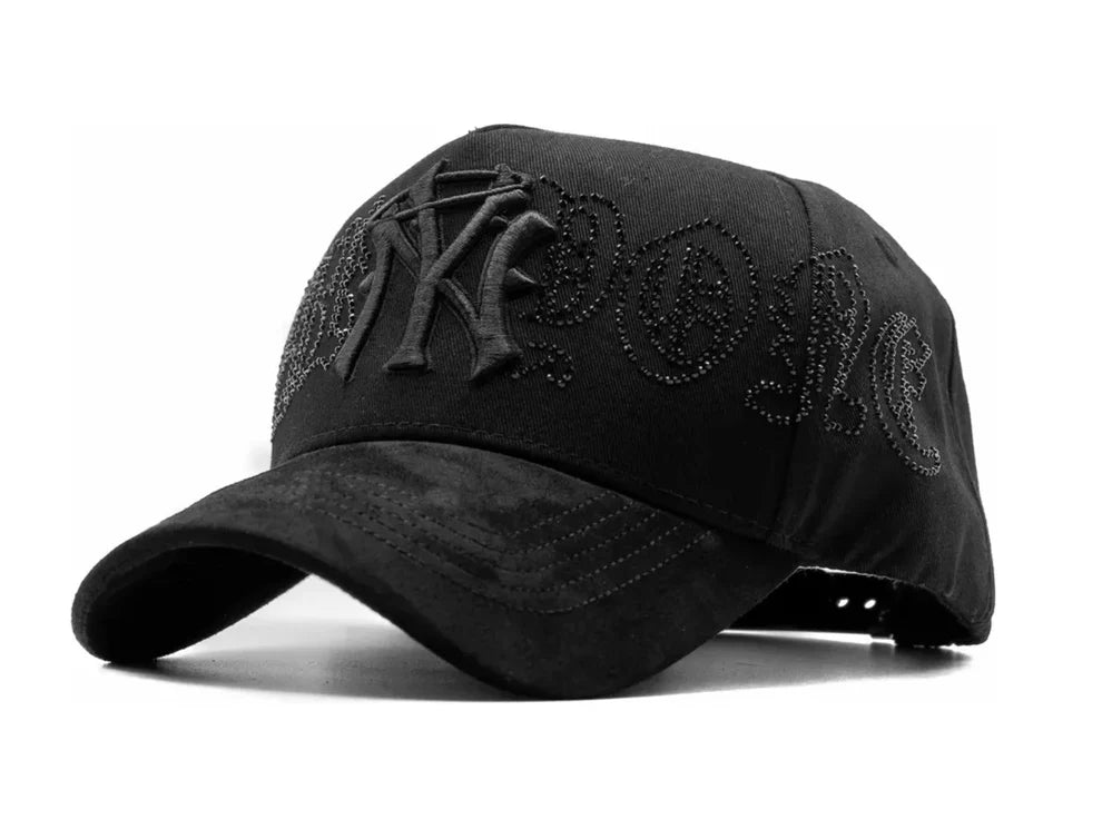 CRYSTALS BLACK